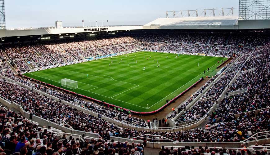 Tag på fodboldrejse til det nordlige England og oplev Newcastle på det fantastiske St James' Park. - Newcastle - Manchester City