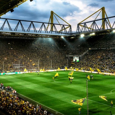 Fodboldrejse til Dortmund på Signald Iduna Park